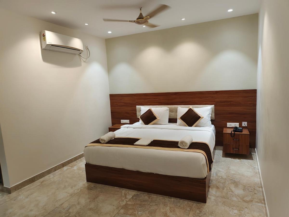 Hotel Thousand Pillars Warangal Exterior foto